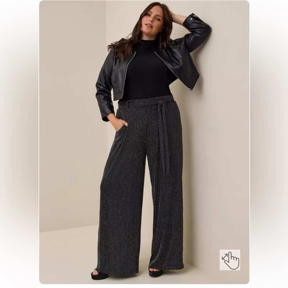 NWT Torrid Wide Leg Black and Silver Glitter Pants Womens 2X